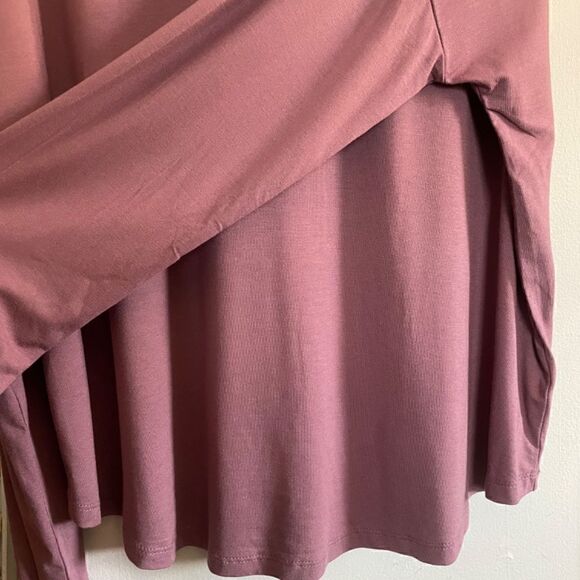 Long sleeves Large Tops for Women‎ - Picture 4 of 7